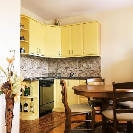 Apartman Djina Vrnjačka Banja Exterior foto