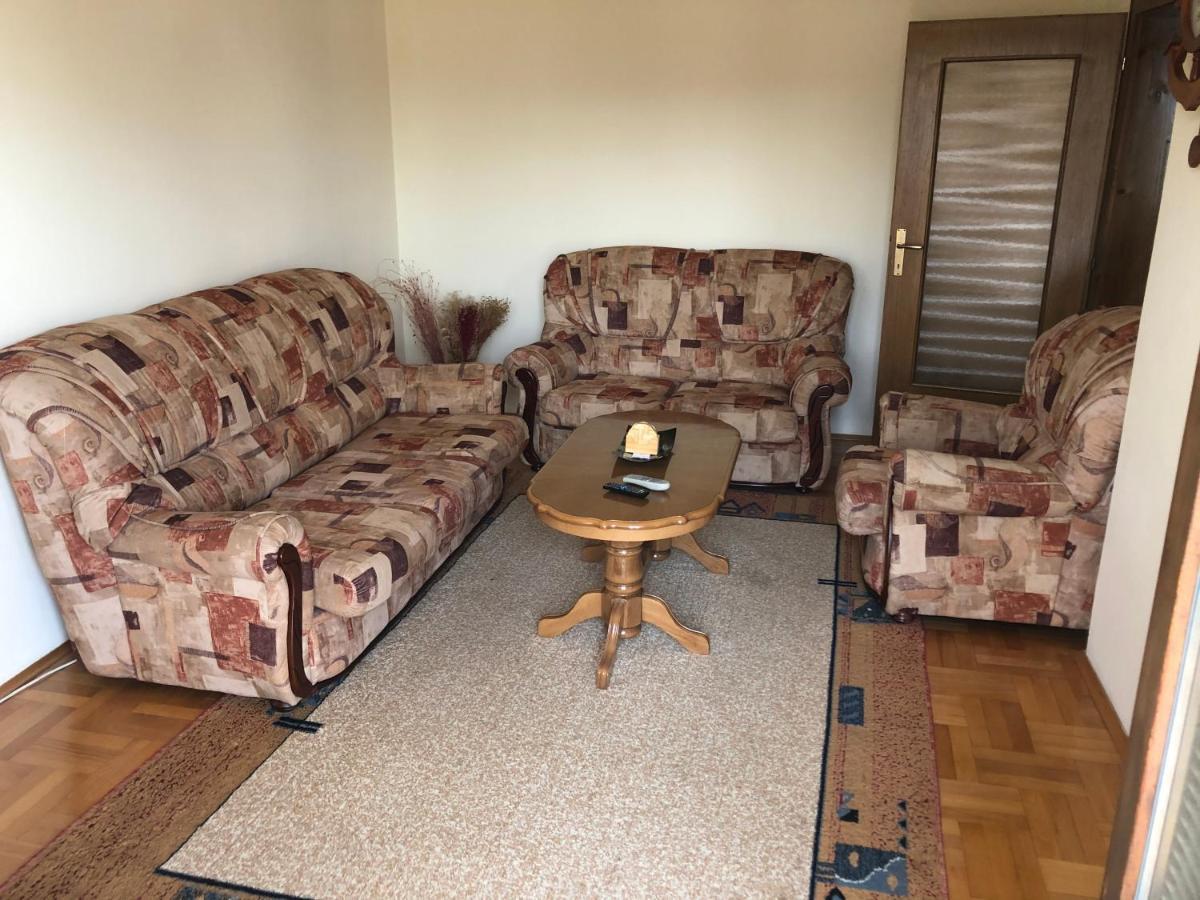 Apartman Djina Vrnjačka Banja Exterior foto