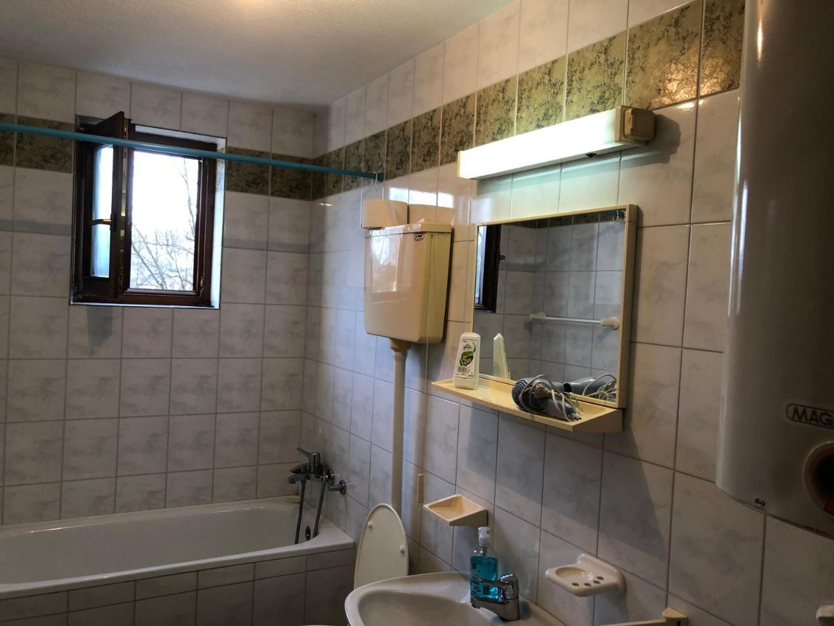 Apartman Djina Vrnjačka Banja Exterior foto